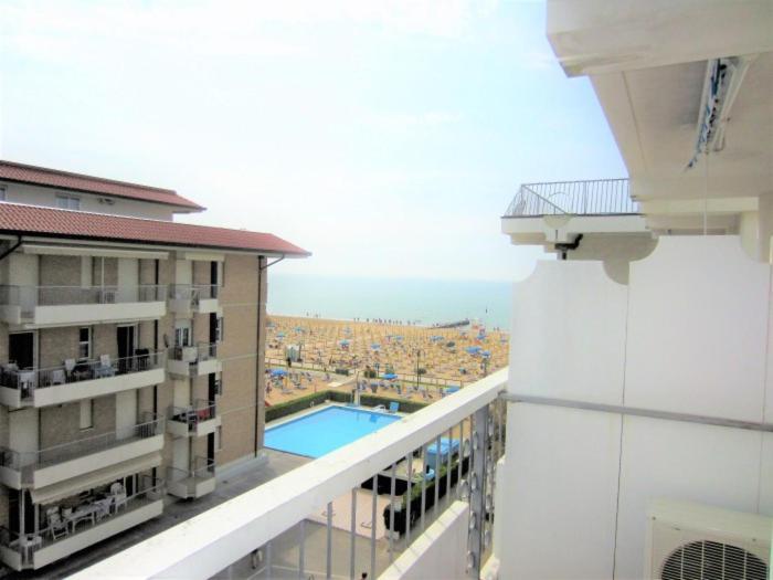 Residence Mexico Immobiliare Pacella Lido di Jesolo Eksteriør billede